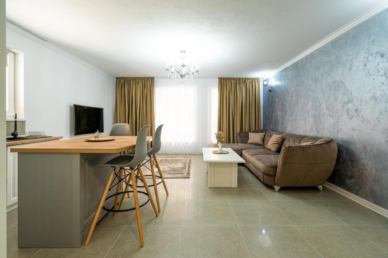 Armada Aparthotel Alba Iulia Exterior foto