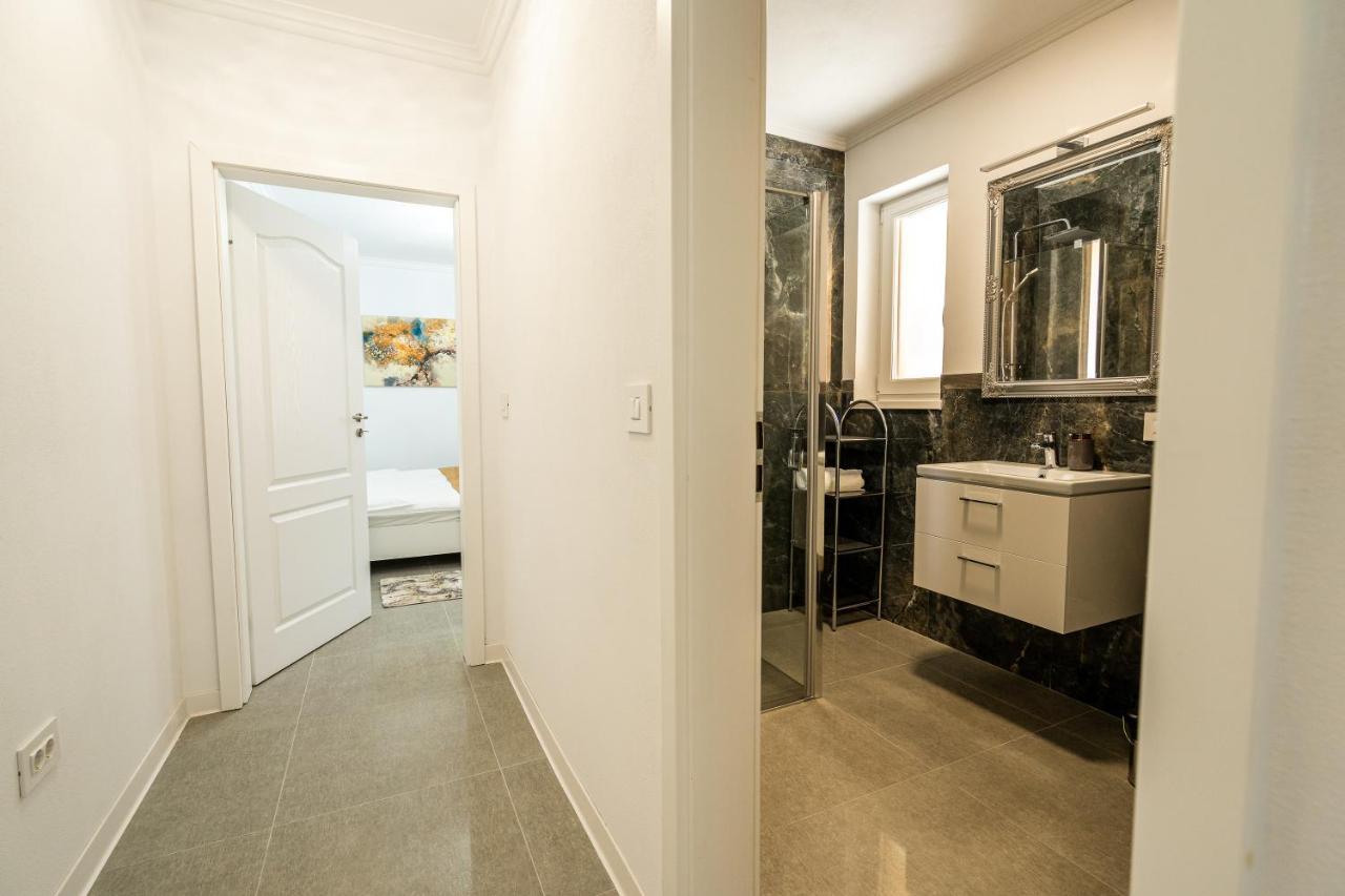 Armada Aparthotel Alba Iulia Exterior foto