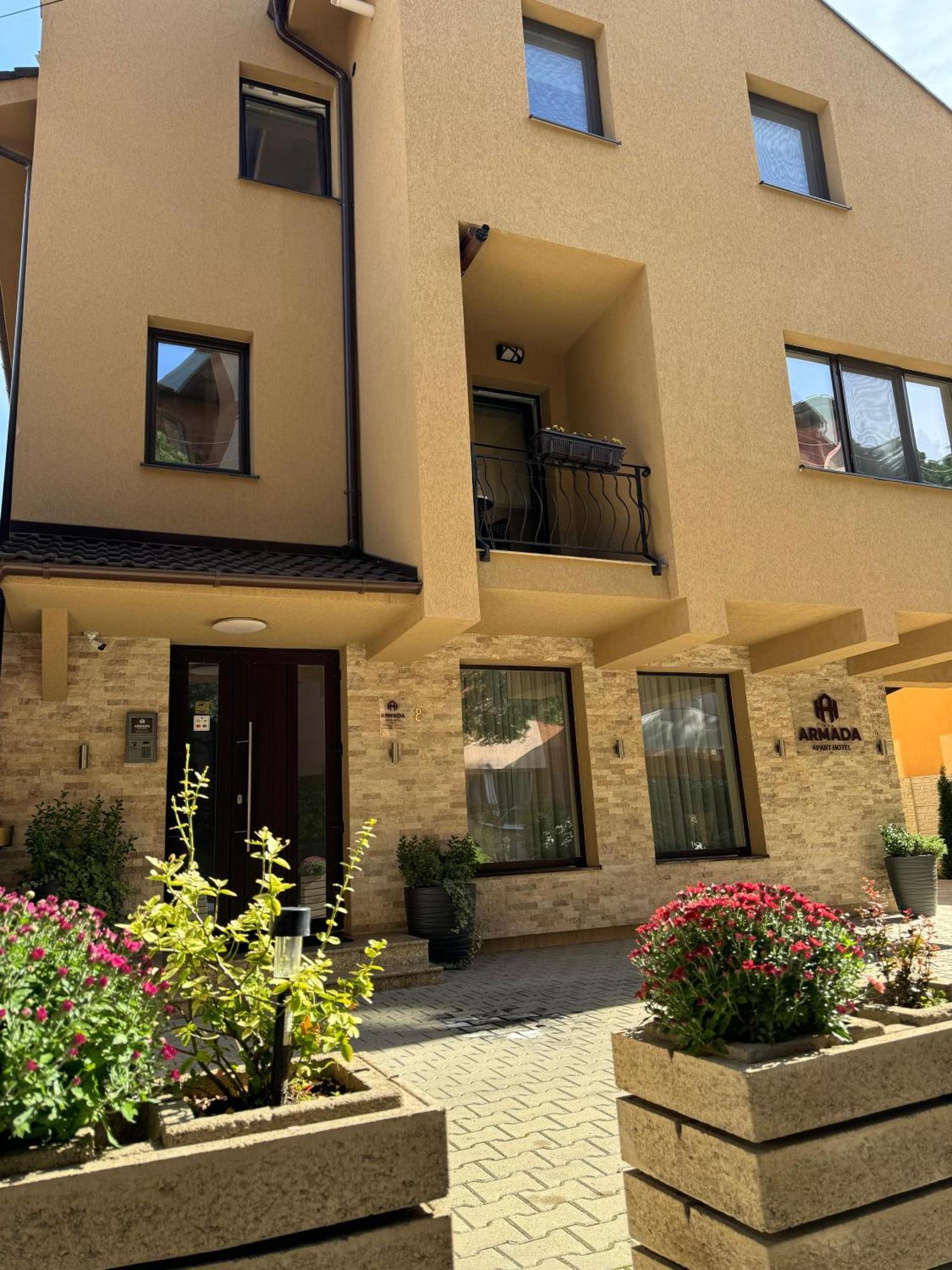 Armada Aparthotel Alba Iulia Exterior foto